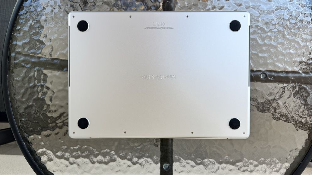 Apple MacBook Pro 14” – M1 Pro / 16 GB / 1 TB SSD – MKGT3ZE/A