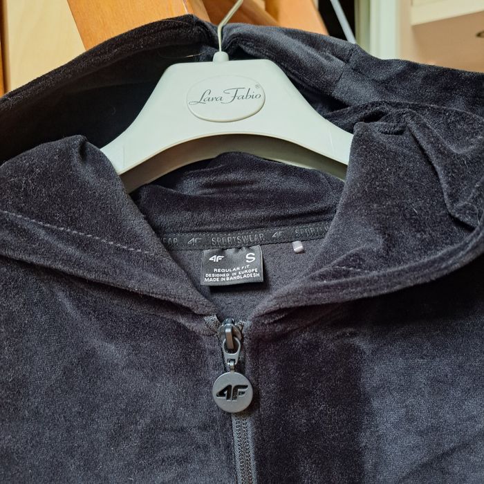 Bluza welurowa 4f,Nowa