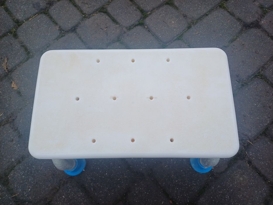 Stopień do wanny taboret krzesełko ryczka schodek  pod prysznic schode