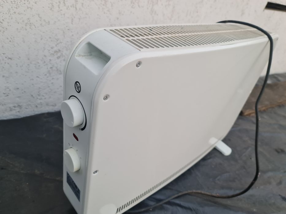 Grzejnik  elektryczny  2200w
