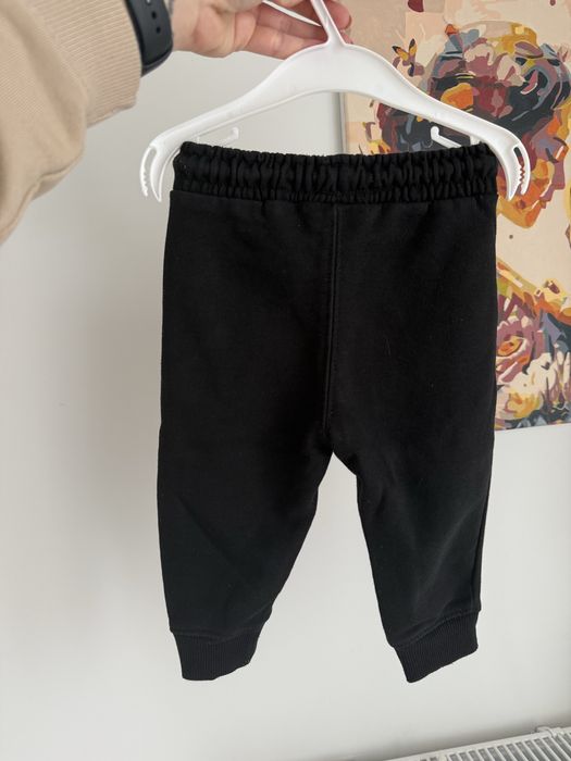 Czarne spodnie Zara 80