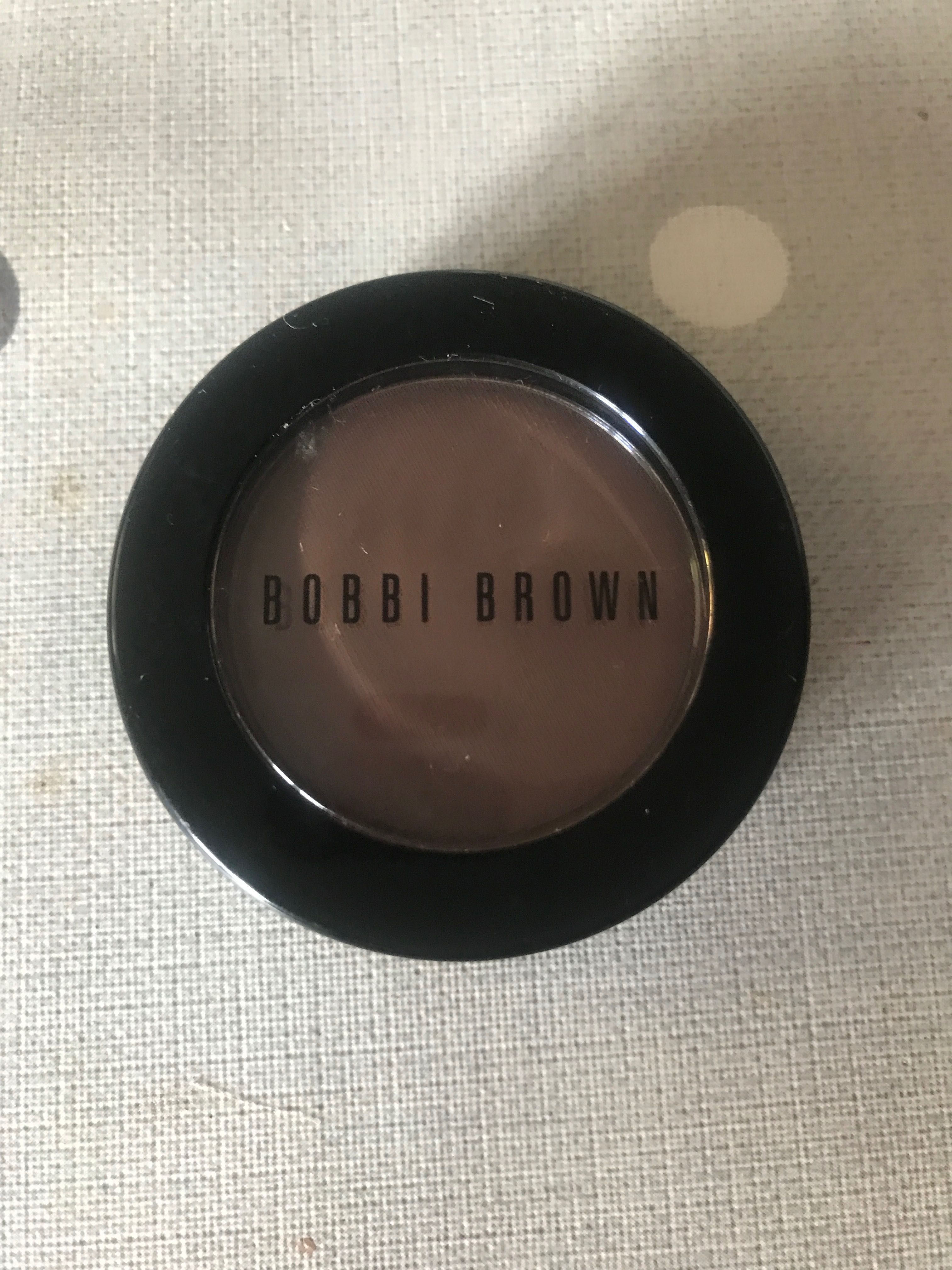 Cień do powiek marki Bobbi Brown