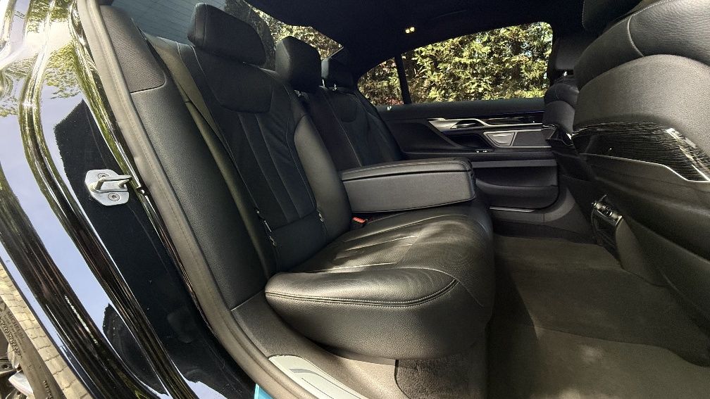 BMW G12 M740i Long. Restail В58
Рестайлінг. На самому надійному двигун