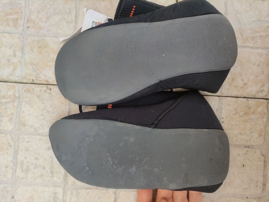 Botins de mergulho com sola neoprene 5mm