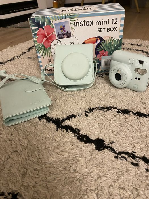 Instax mini 12 set box