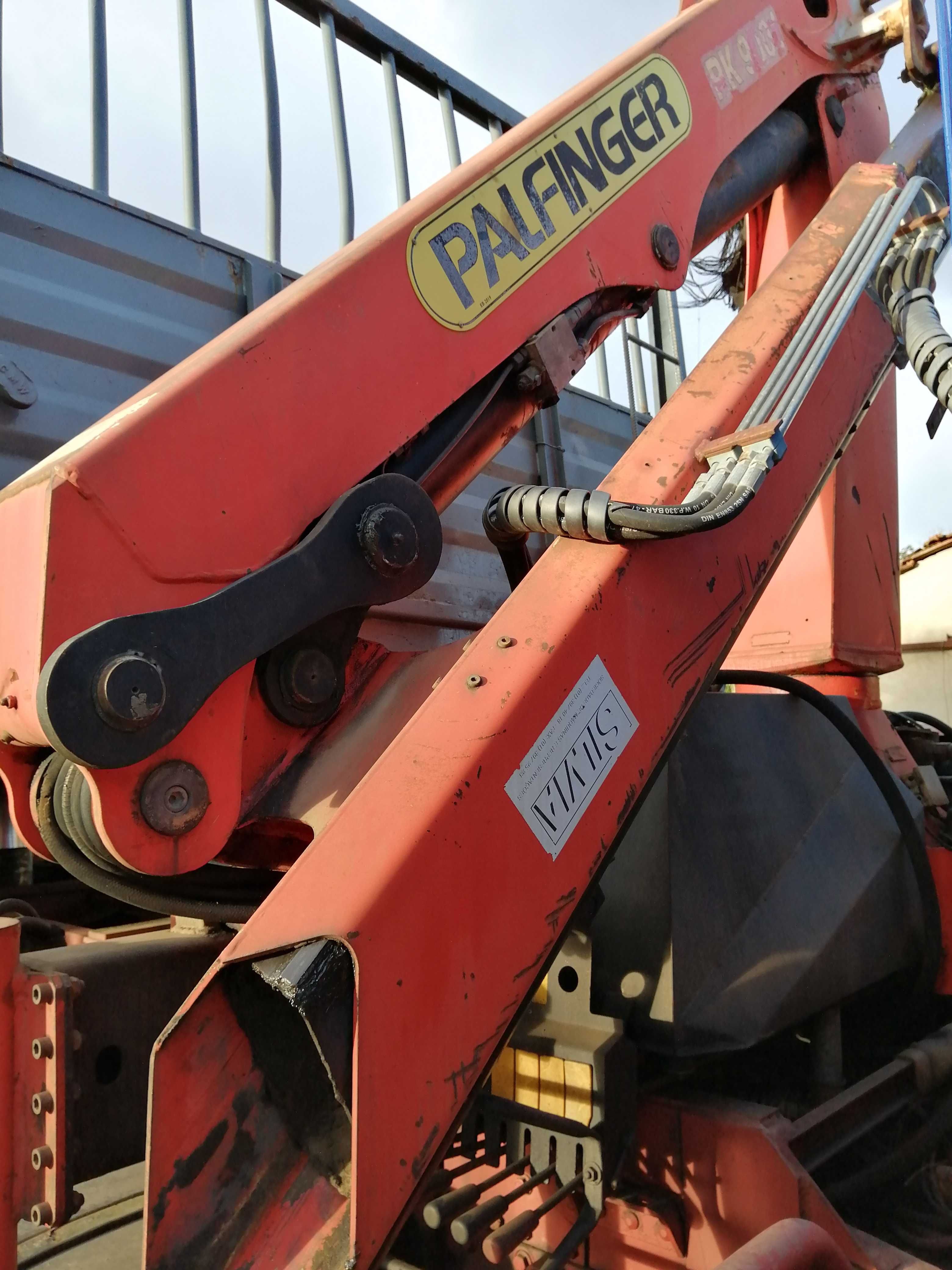 Man 322 tri basculante com grua palfinger
