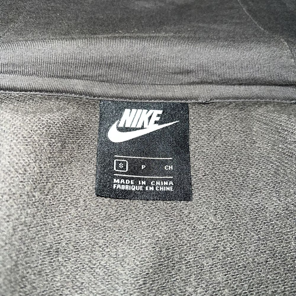 Bluza Nike Sportswear Swoosh - rozmiar S