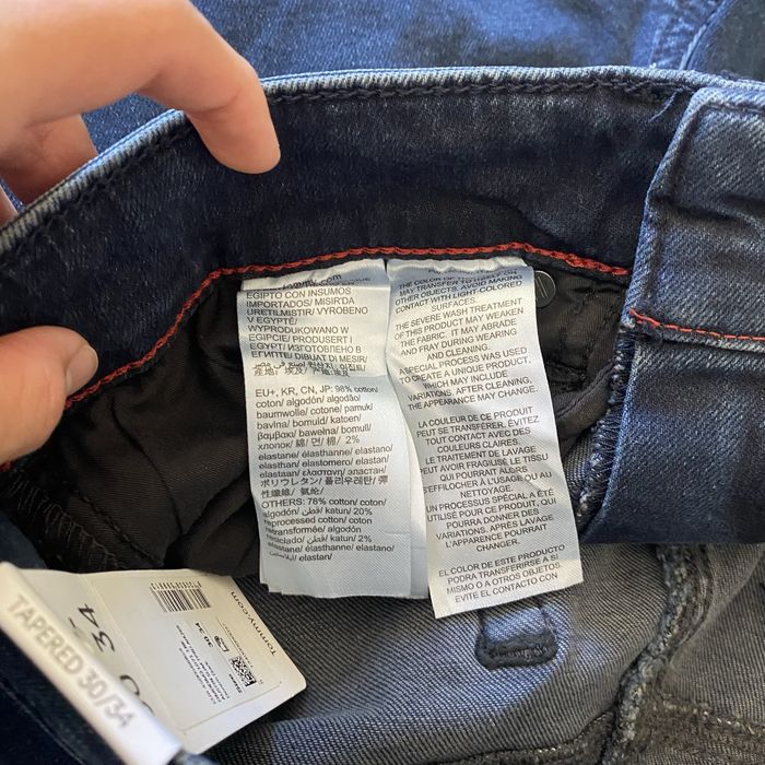 Calças jeans azul escura da Tommy Hilfiger NOVA!