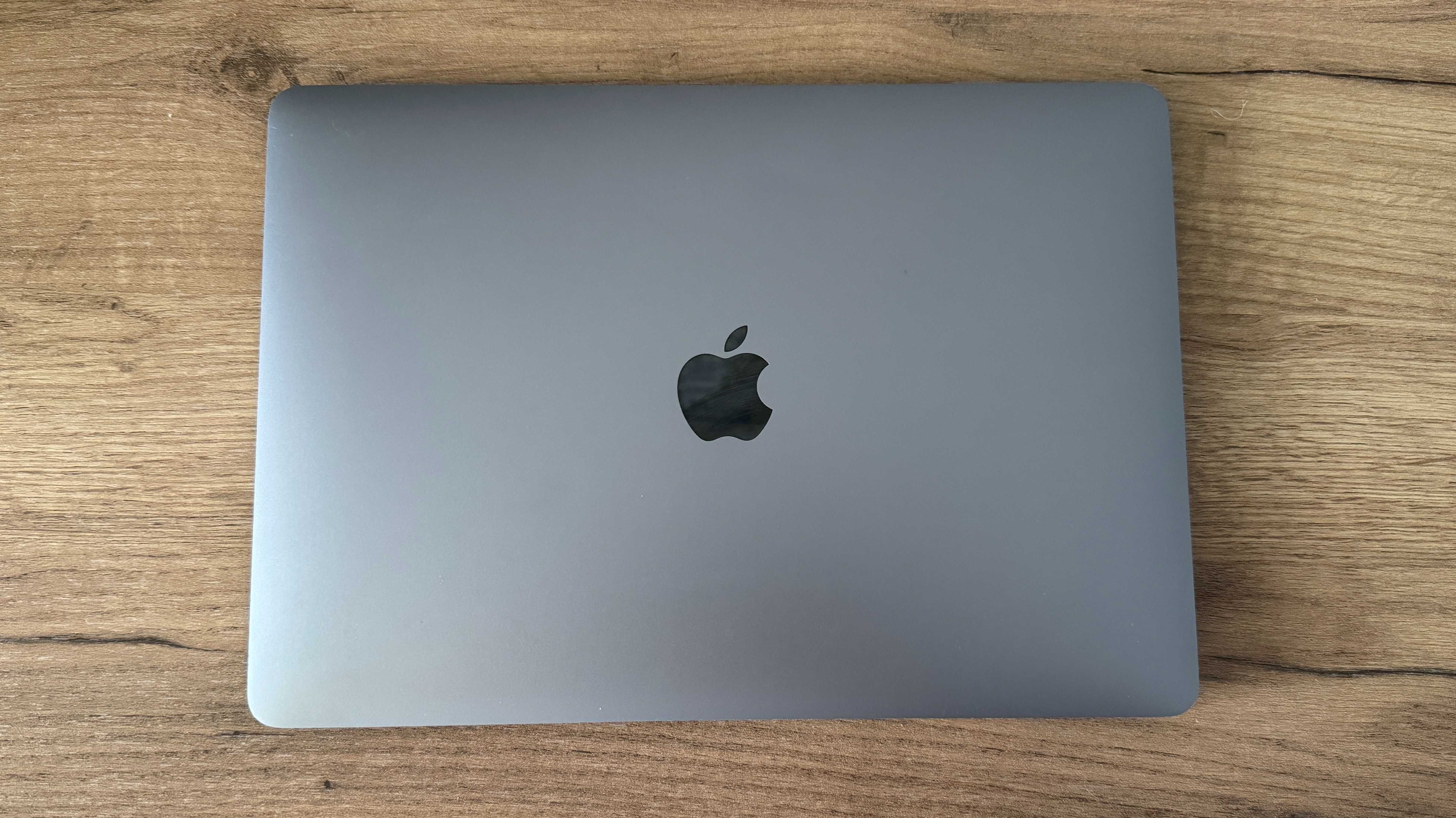  MacBook Air 13 2020 m1 16GB RAM 1TB SSD Space Gray АКБ 100%