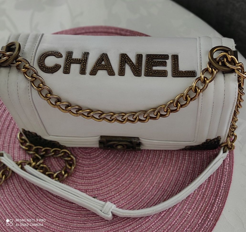 Chanel Boy Chanel сумка