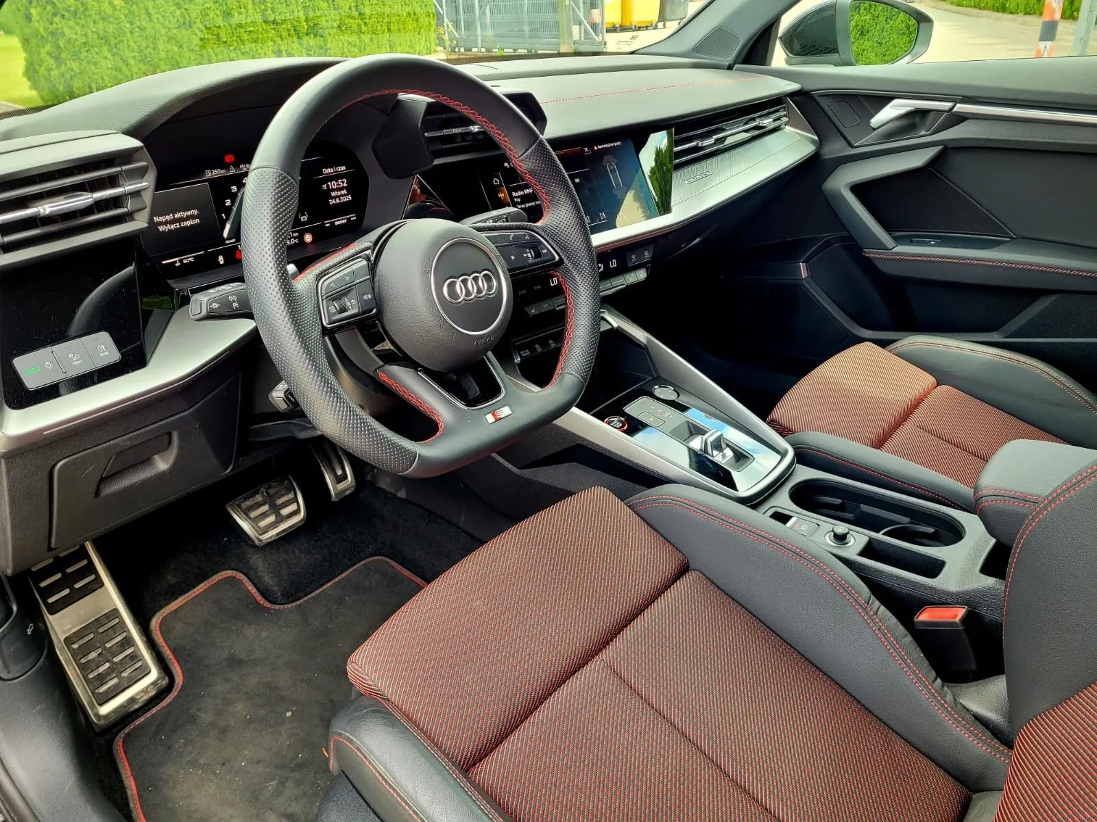 Audi S3 Audi S3 Limousine rok 2024, Przebieg 17 440 km, jak nowy