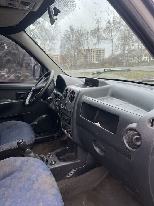Продам Peugeot Partner пассажир