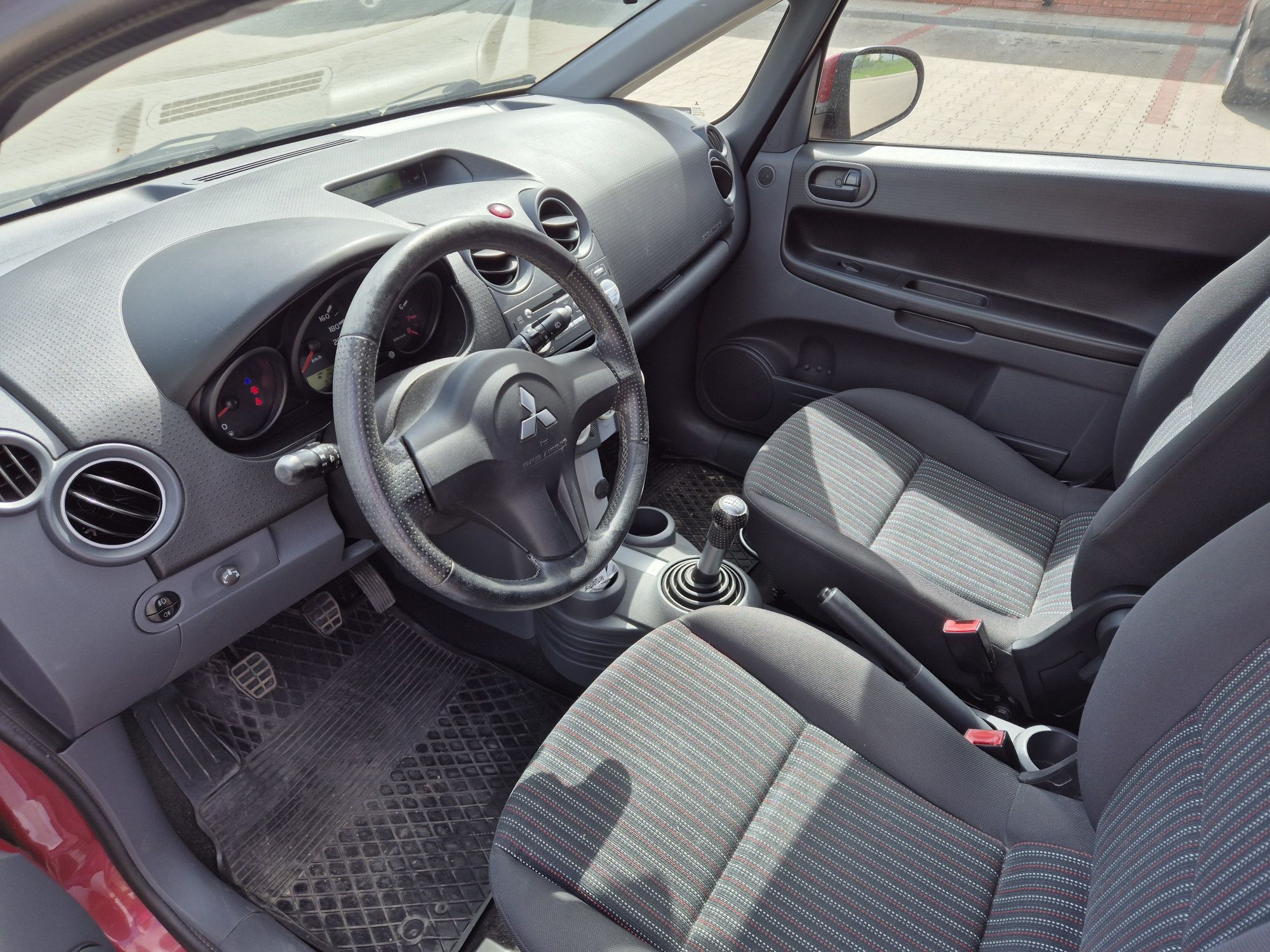* Mitsubishi Colt * 1.3 benzyna * Klima * Alu 16 * 97tys km