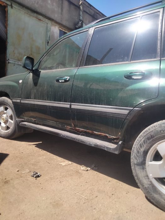 Land Cruiser 100