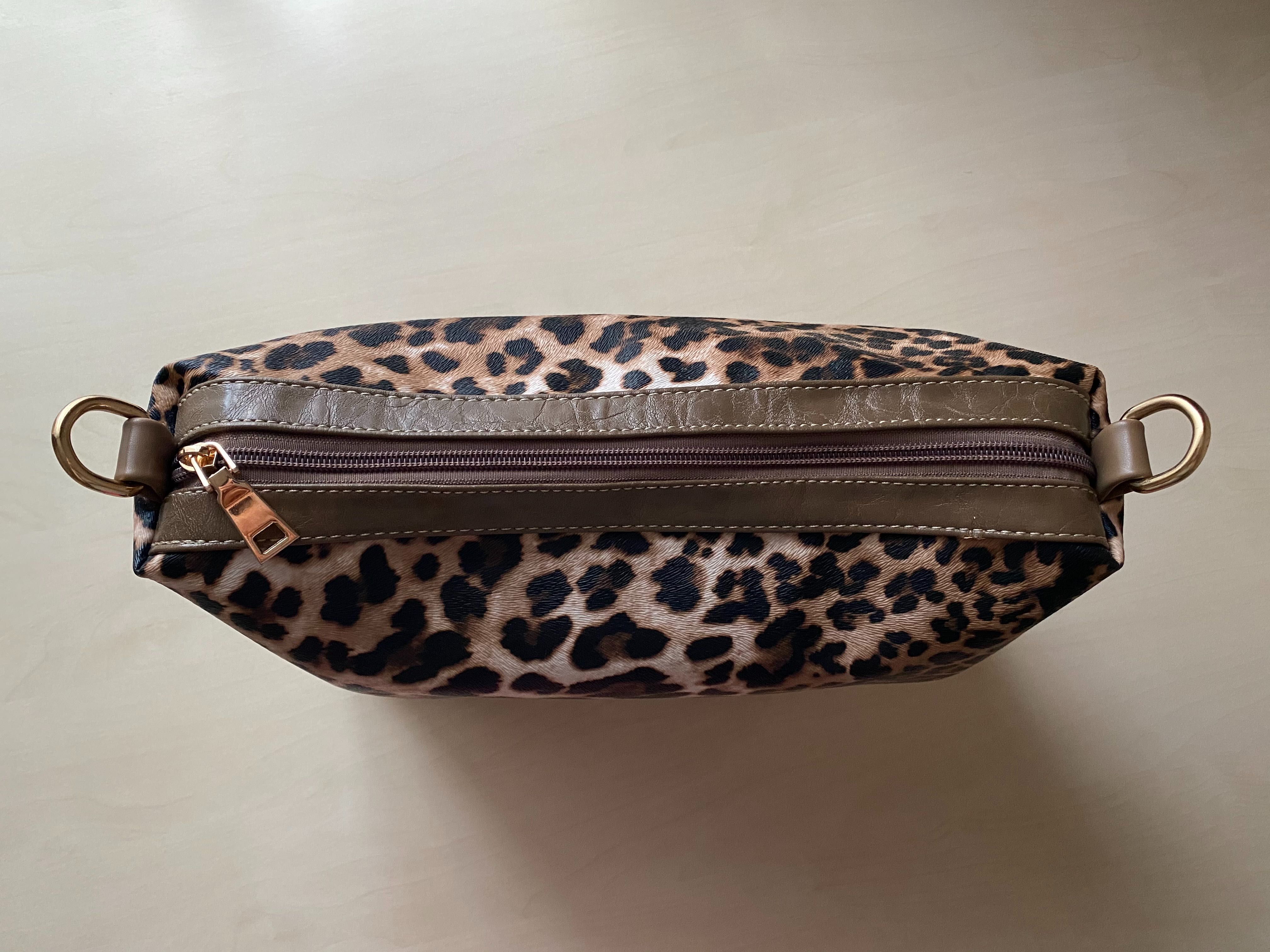 Клатч/косметичка/сумка з леопардовим тисненням
