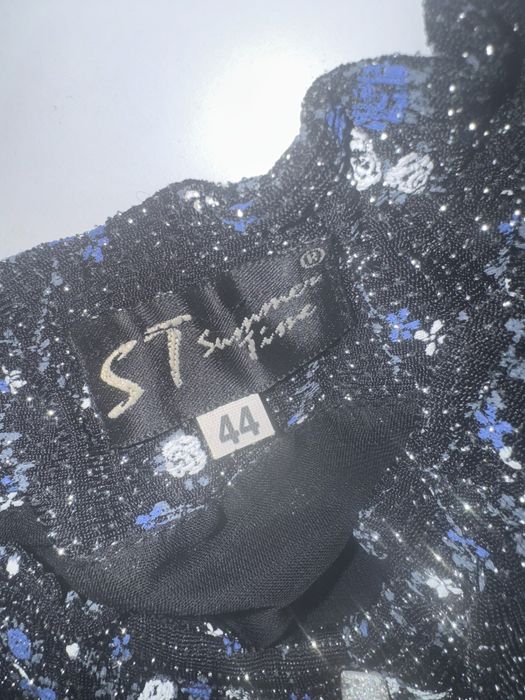 czarna dluga sukienka w cekiny