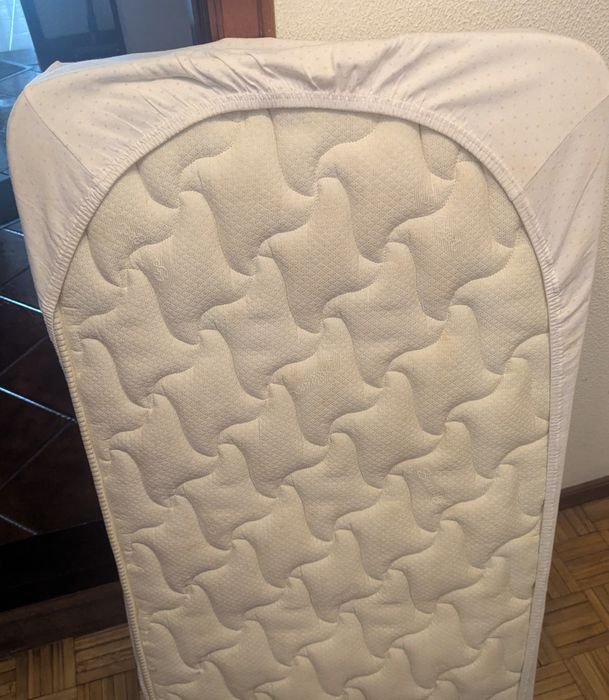 Vendo cama para bebé