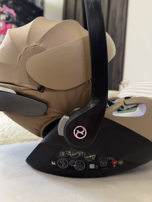 Автокрісло Cloud T i-Size by Karolina Kurkova