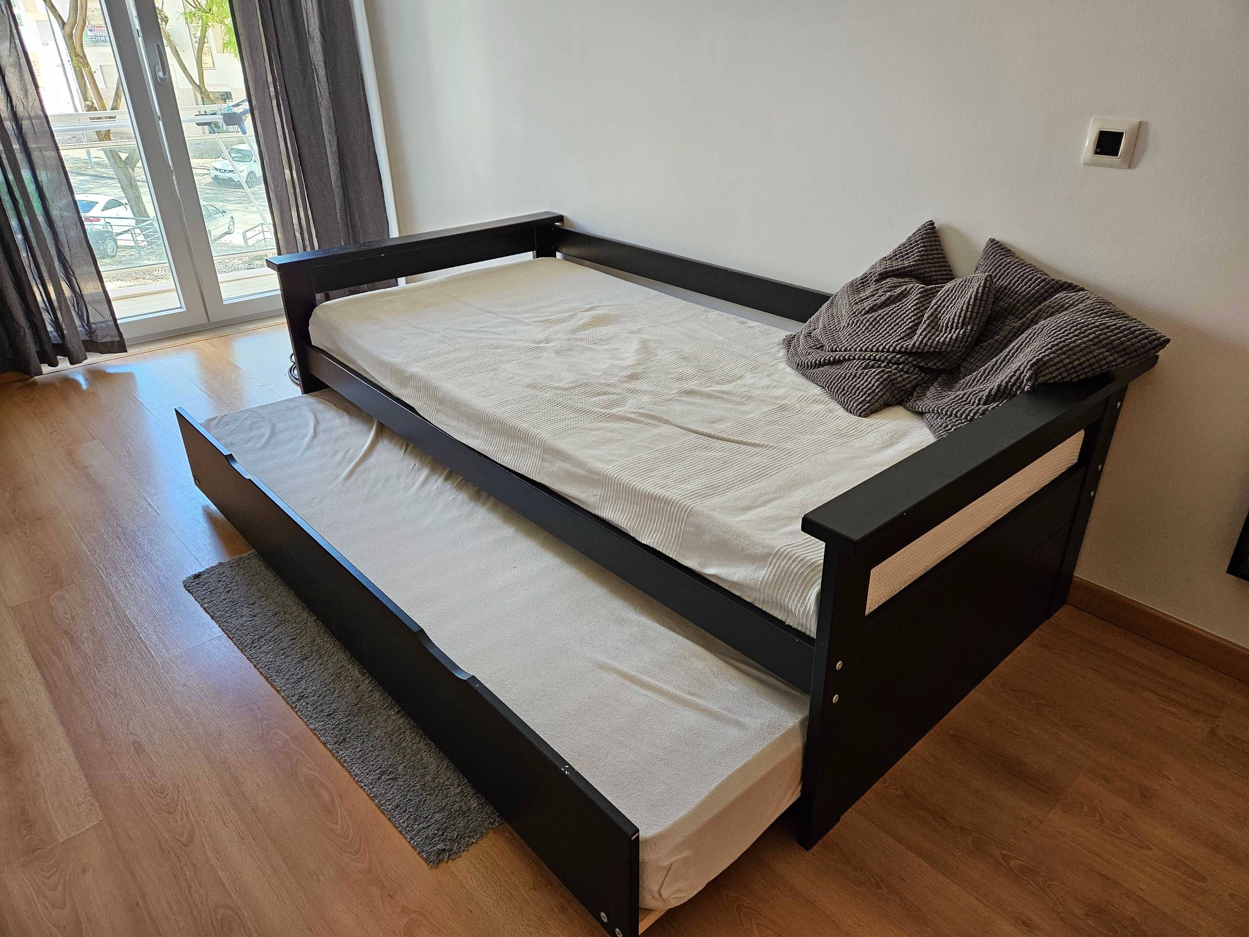 Cama dupla (gavetão)