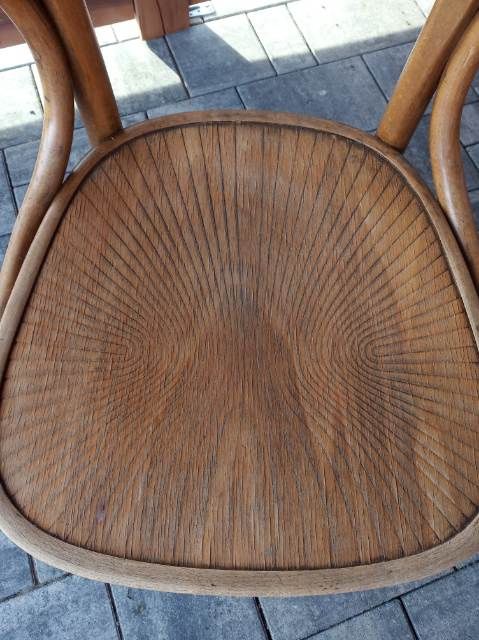 Stół+ 4 krzesła do renowacji