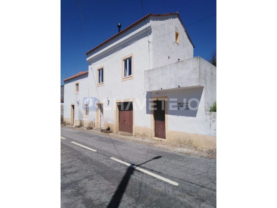 Moradia De Dois Quartos Restaurada
