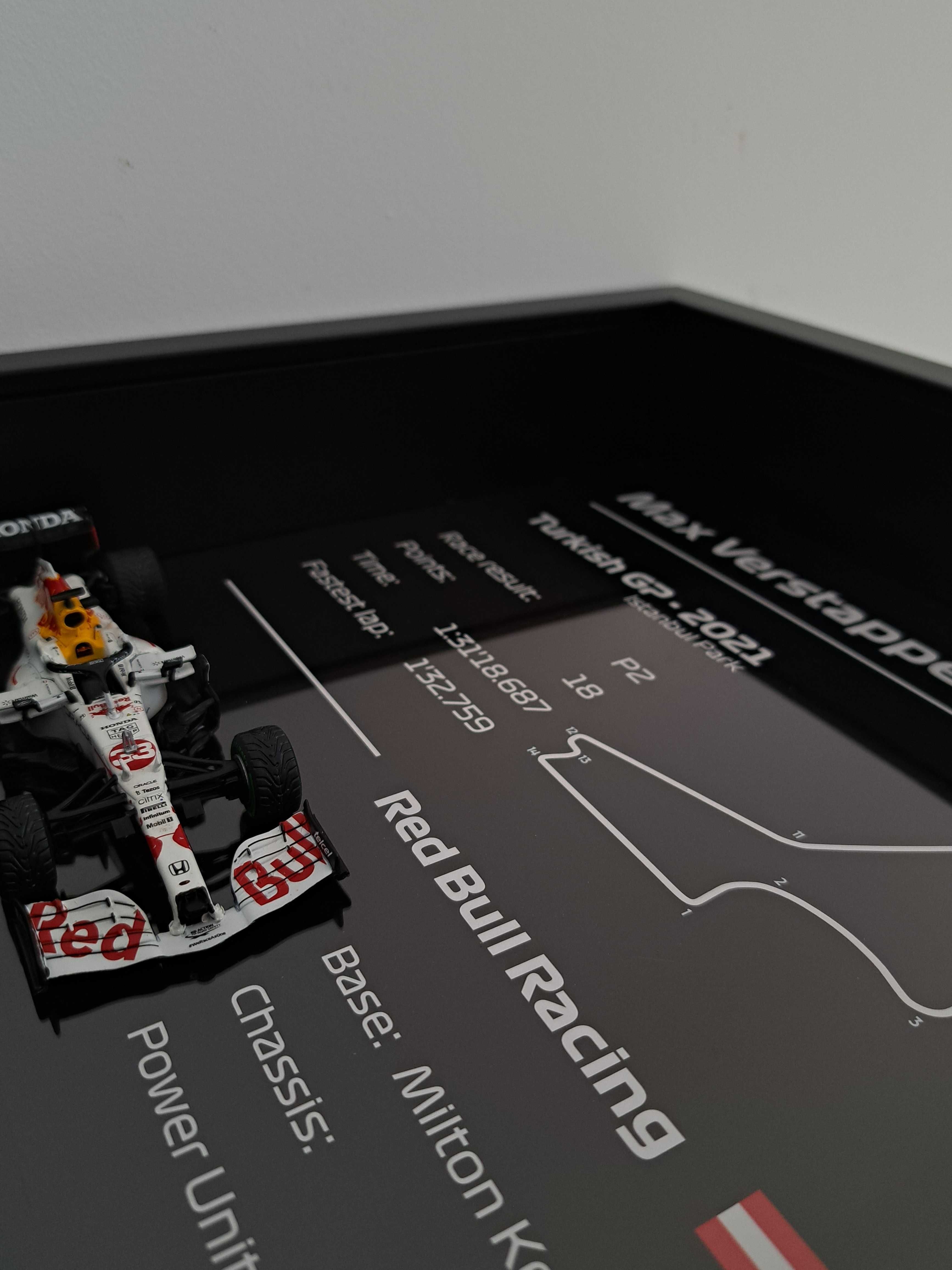 Plakat 3D F1 Max Verstappen 2021 GP Turcji biały Red Bull 1:43