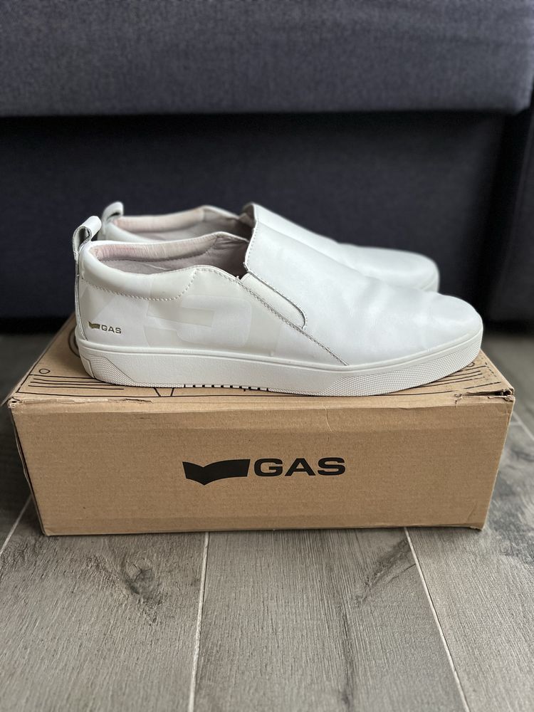 Чоловічі білі шкіряні сліпони ROSS Gas Gap Zara Diesel