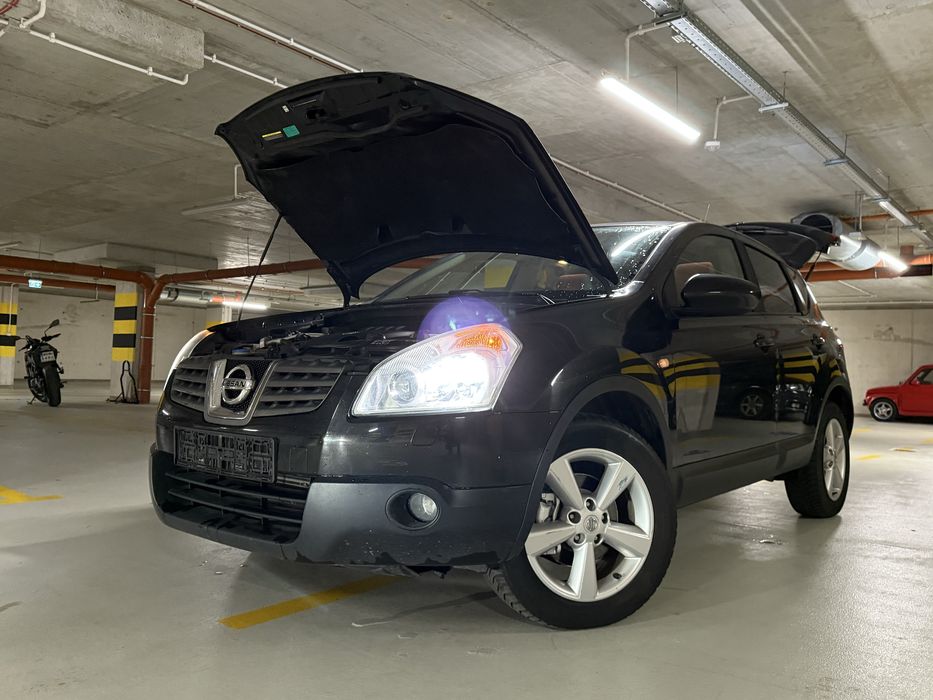 Nisan Кашкай  4:4 /2.0 D