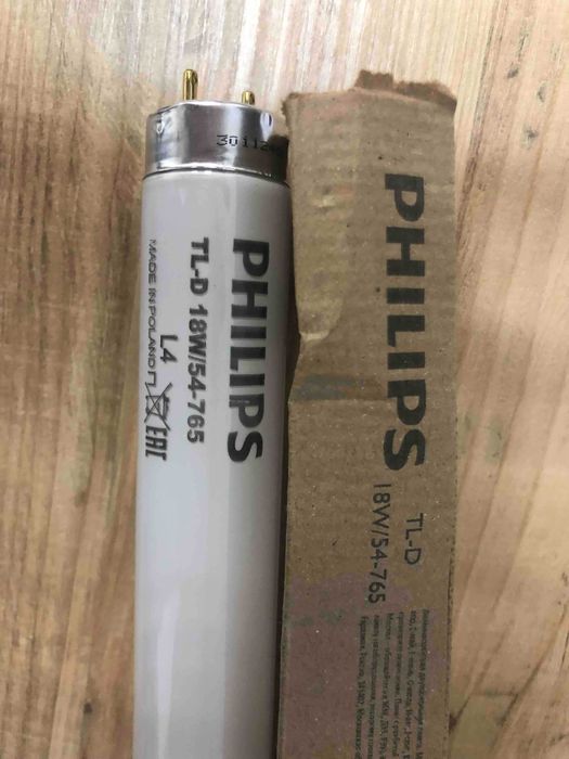 Лампи PHILIPS TL-D 18W/54-765