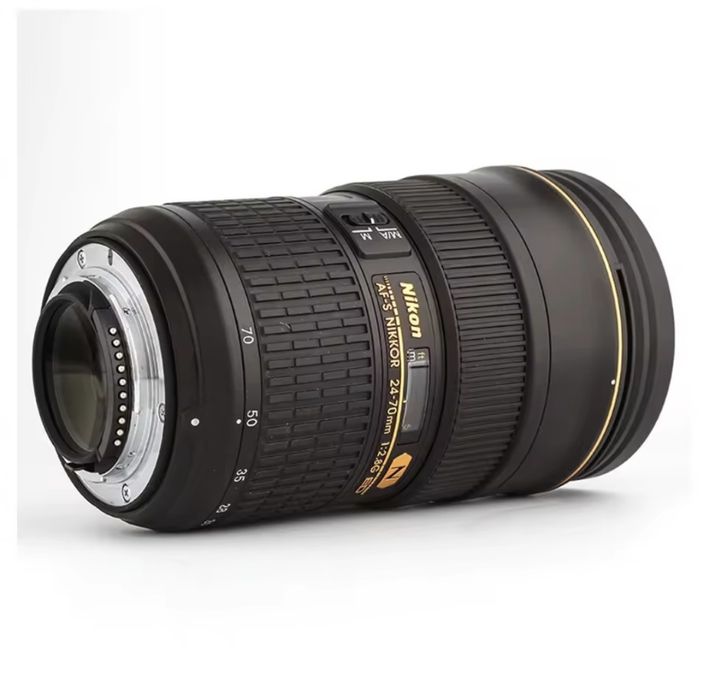 Об'єктив Nikon AF-S 24-70 мм f/2.8G ED для дзеркальних фотокамер Nikon