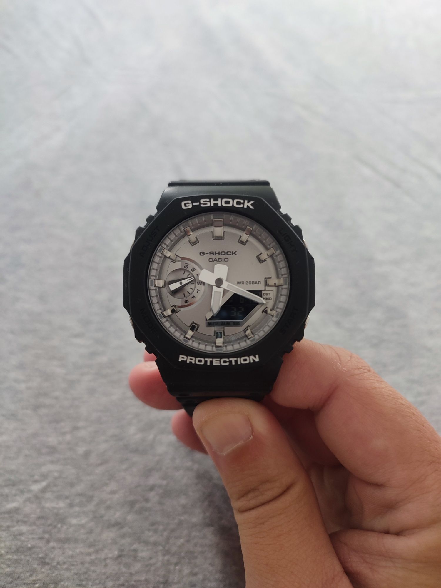 Casio G-SHOCK GA-2100SB