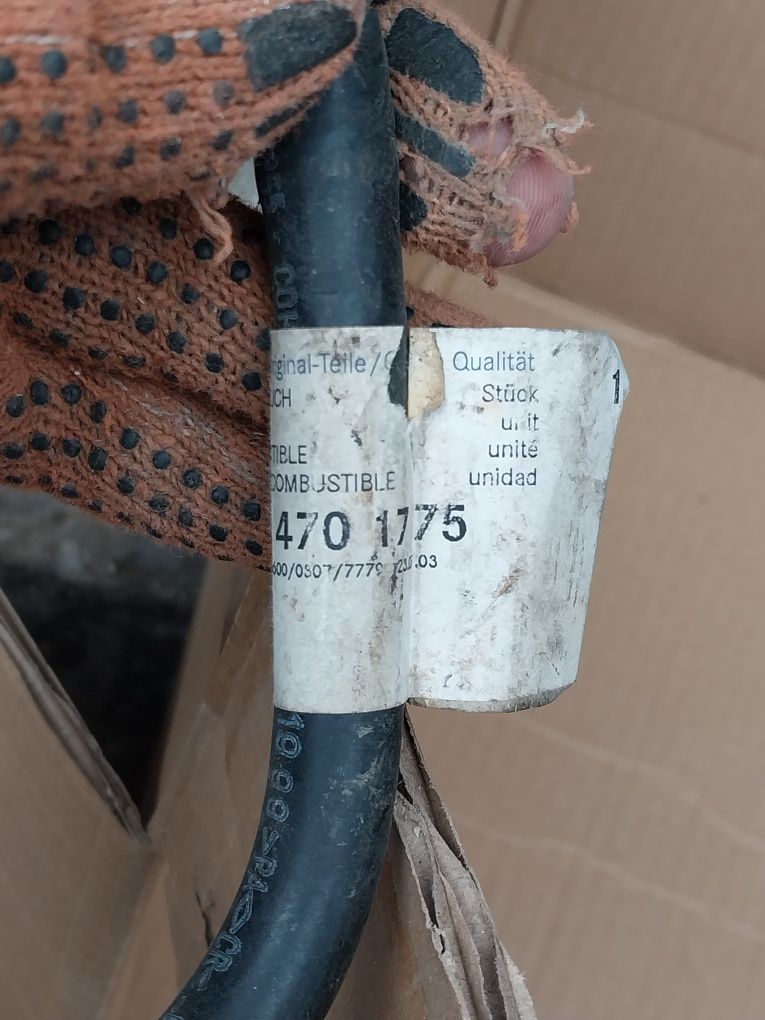 Трубка паливна A 210 470 1775 MB мерседес