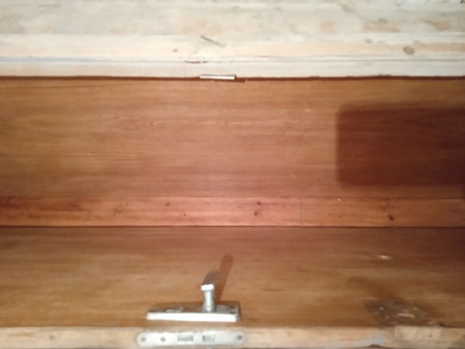 Двойні дерев'яні двері