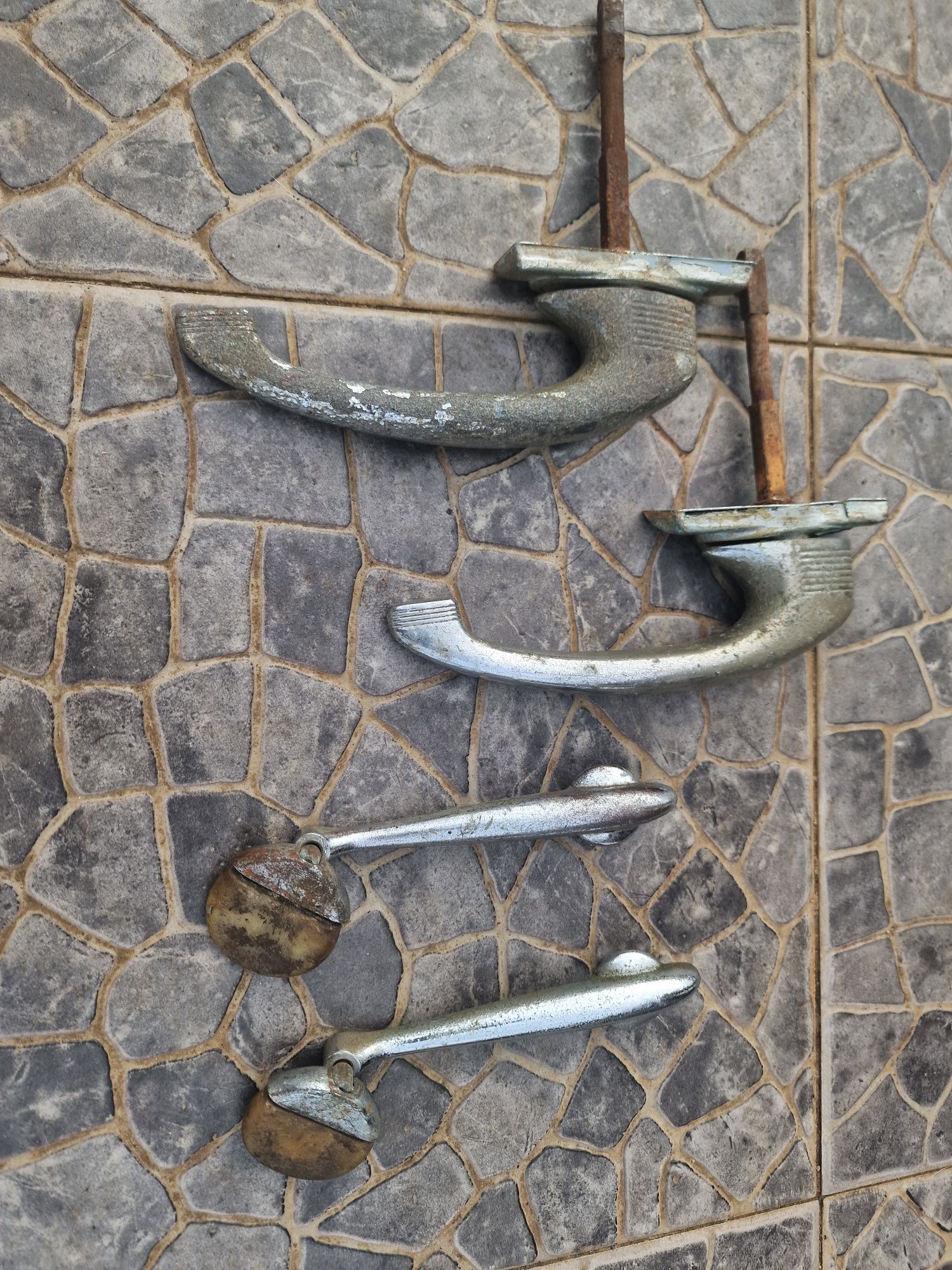 Maçanetas e puxadores antigos