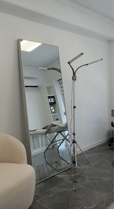 Espelho comprado recebtomente - ikea