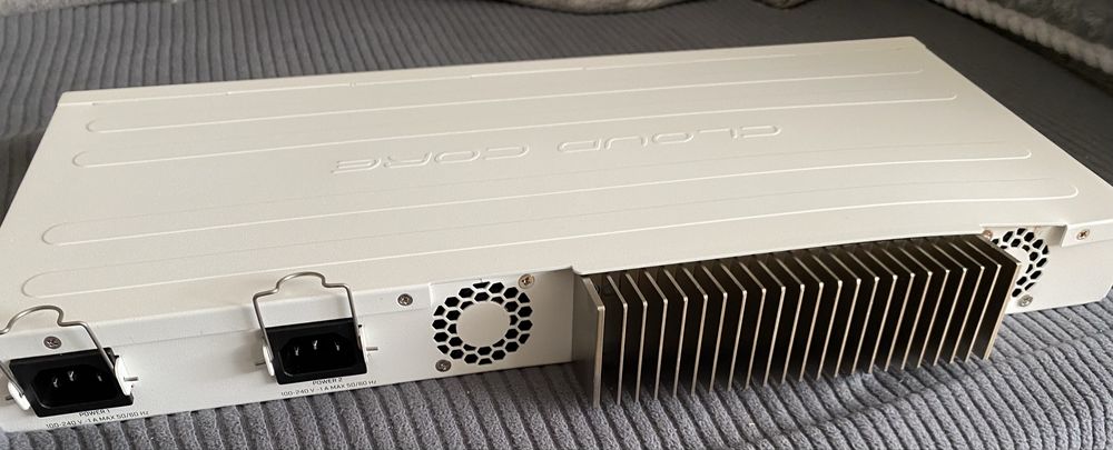 Sprzedam switch Mikrotik