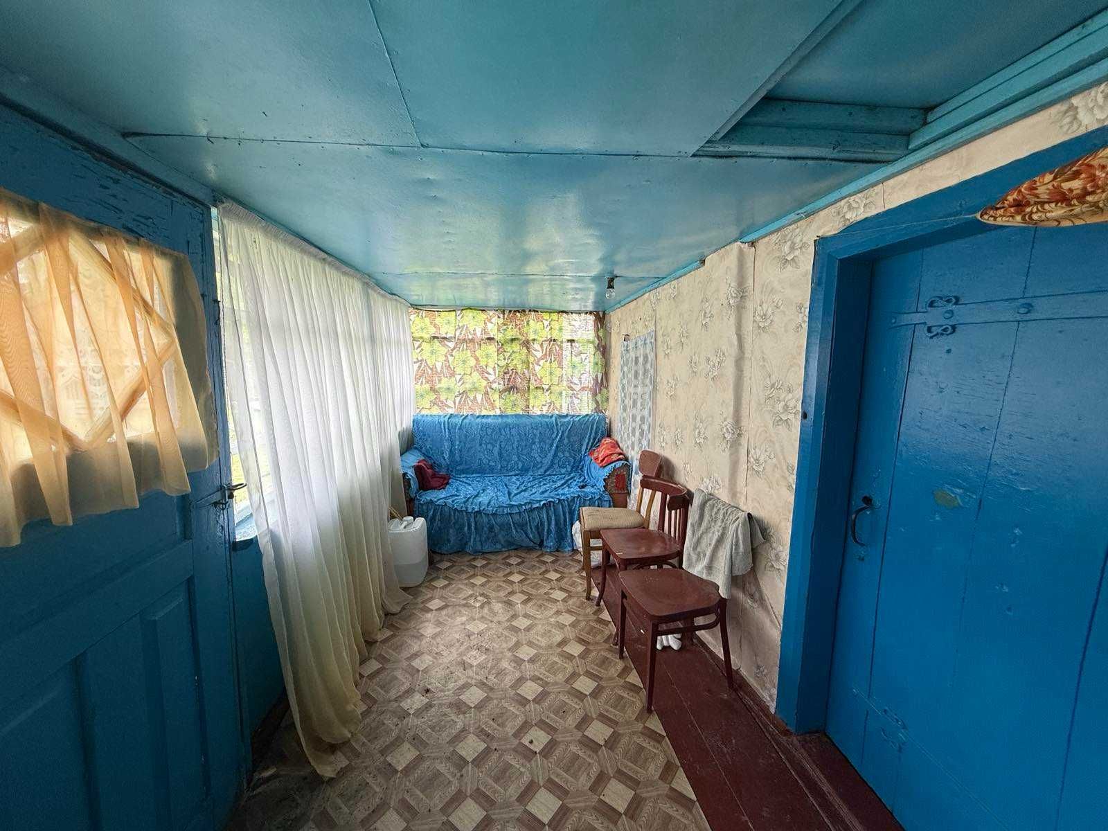 Продається дачна ділянка, дача з будинком в с. Тарасівка