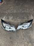Insignia A LIFT Lampa Lewa Prawa Lampy komplet Reflektor Reflektory