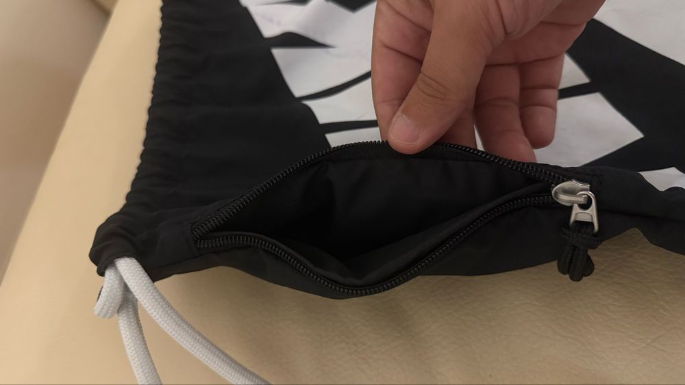 Bolsa nike em bom estado