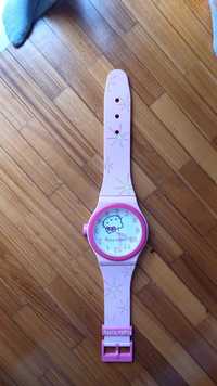 Relógio de parede da Hello Kitty