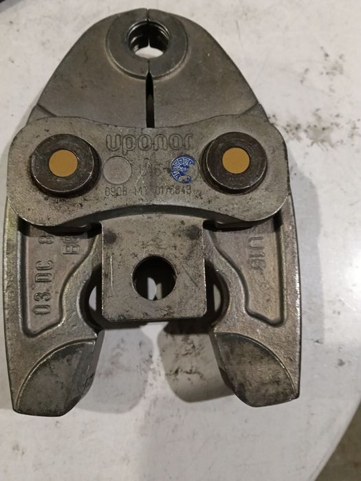 Szczęka uponor u16