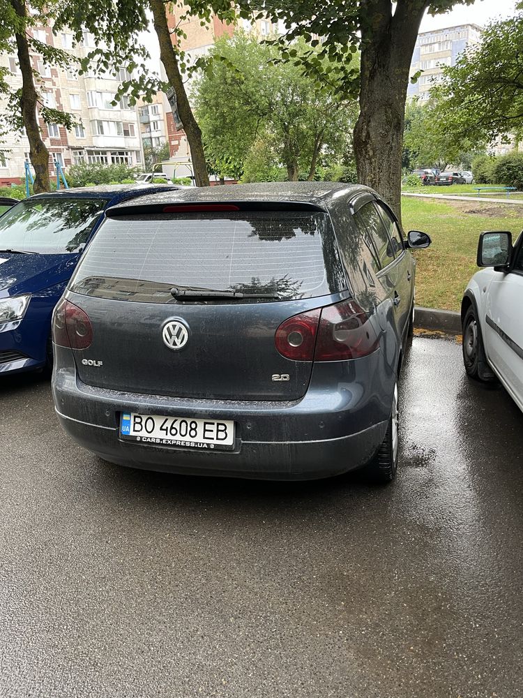 Продам гольф 5 2.0