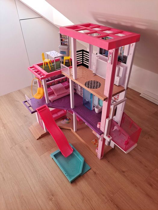 Duży domek barbie