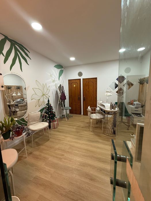 Trespasse studio no areeiro