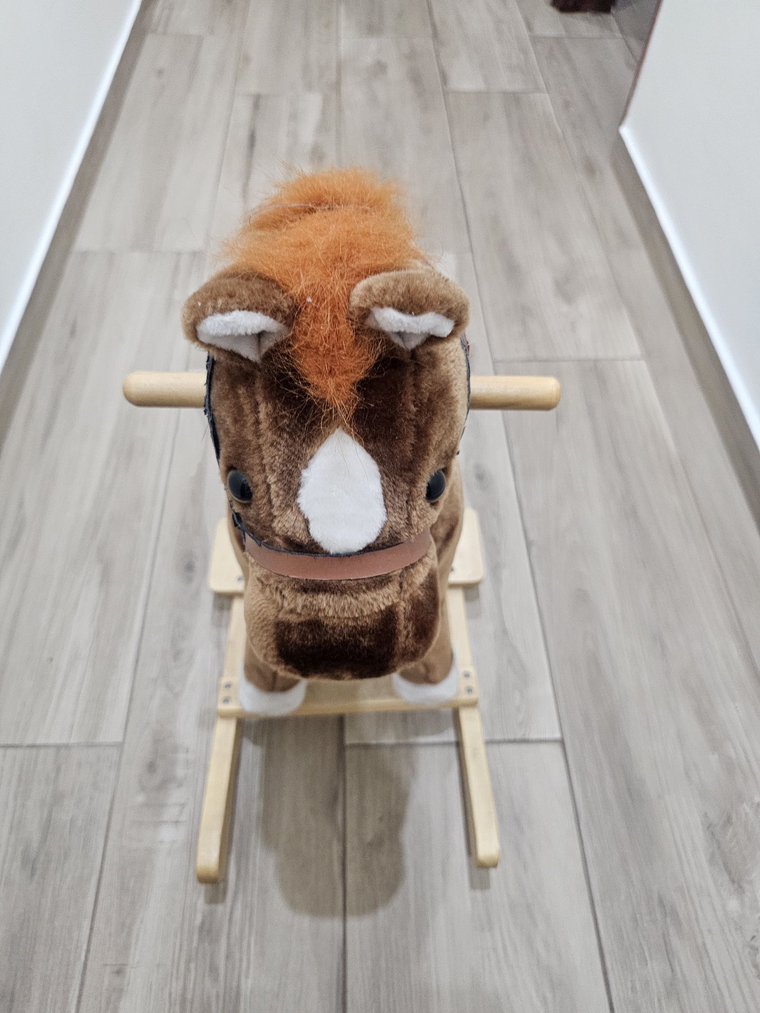 Cavalo Baloiço para Crianças