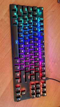 Klawiatura mechaniczna HyperX Alloy Origins Core (Red switch). Ideał.