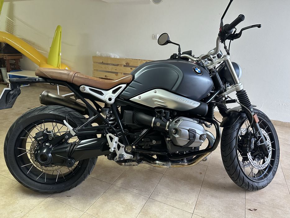 BMW R9T Scrambler 2020