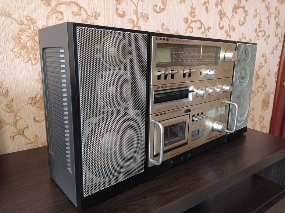 Продам магнитолу Telefunken hi-fi studio 1M.