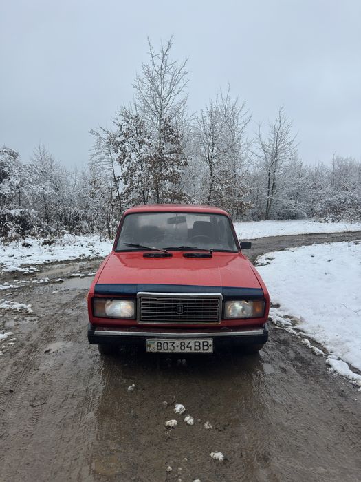 Автомобіль Ваз 2107