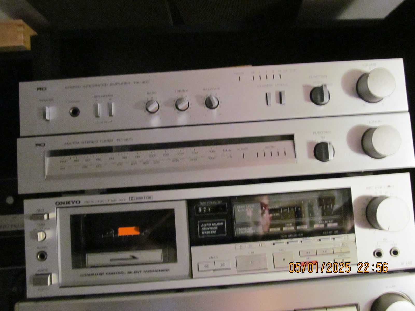 Rotel Stereo Amplifier Ra 400 + Am /Fm tuner Rt 400